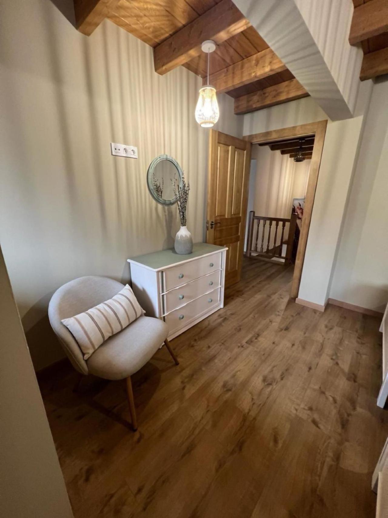 Casa Moises En Bimenes Villa Bagian luar foto
